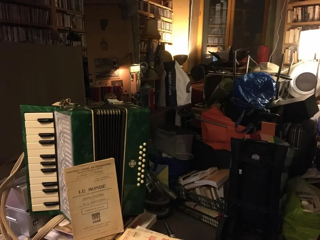 Rare image du studio de Star Da Napalm - date et photographe inconnus - droits réservés